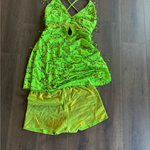 2XL Dance costume like new - Picture 1 of 3